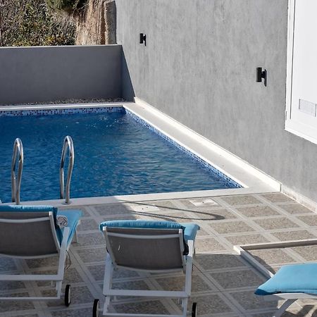 Apartment Lotte With Private Pool In The City Center! Makarska Esterno foto