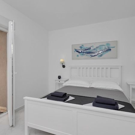 Apartment Lotte With Private Pool In The City Center! Makarska Camera foto