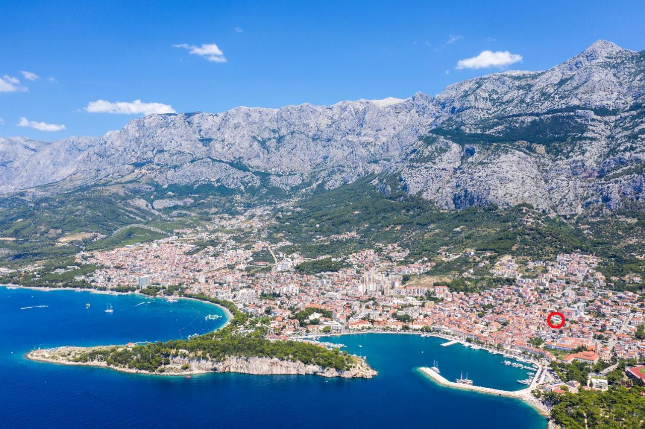 Apartment Lotte With Private Pool In The City Center! Makarska Esterno foto